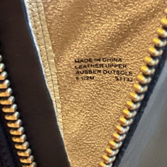 Michael Kors Black Leather Knee-High Riding Boots gold hardware Womens Size 5.5 - Picture 9 of 16